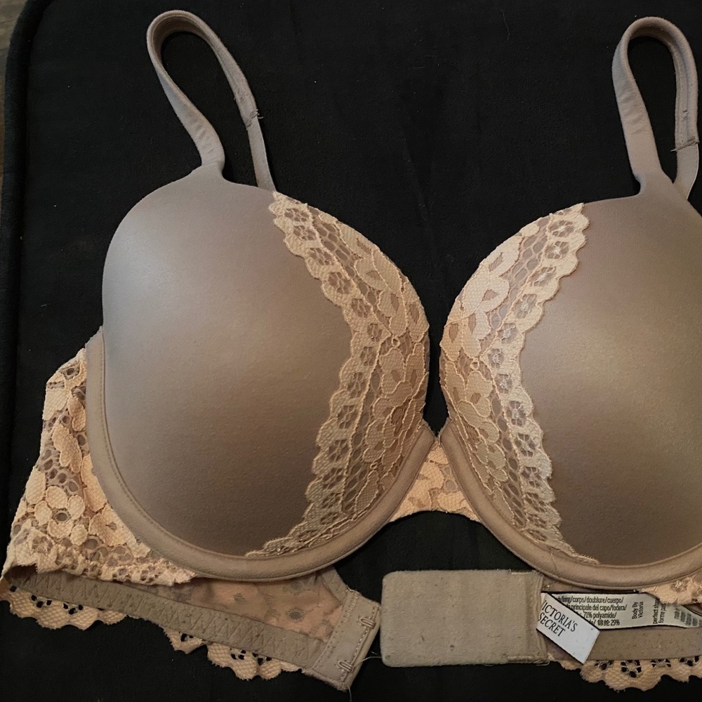 Victoria's Secret Perfect Shape Bra Size 34D